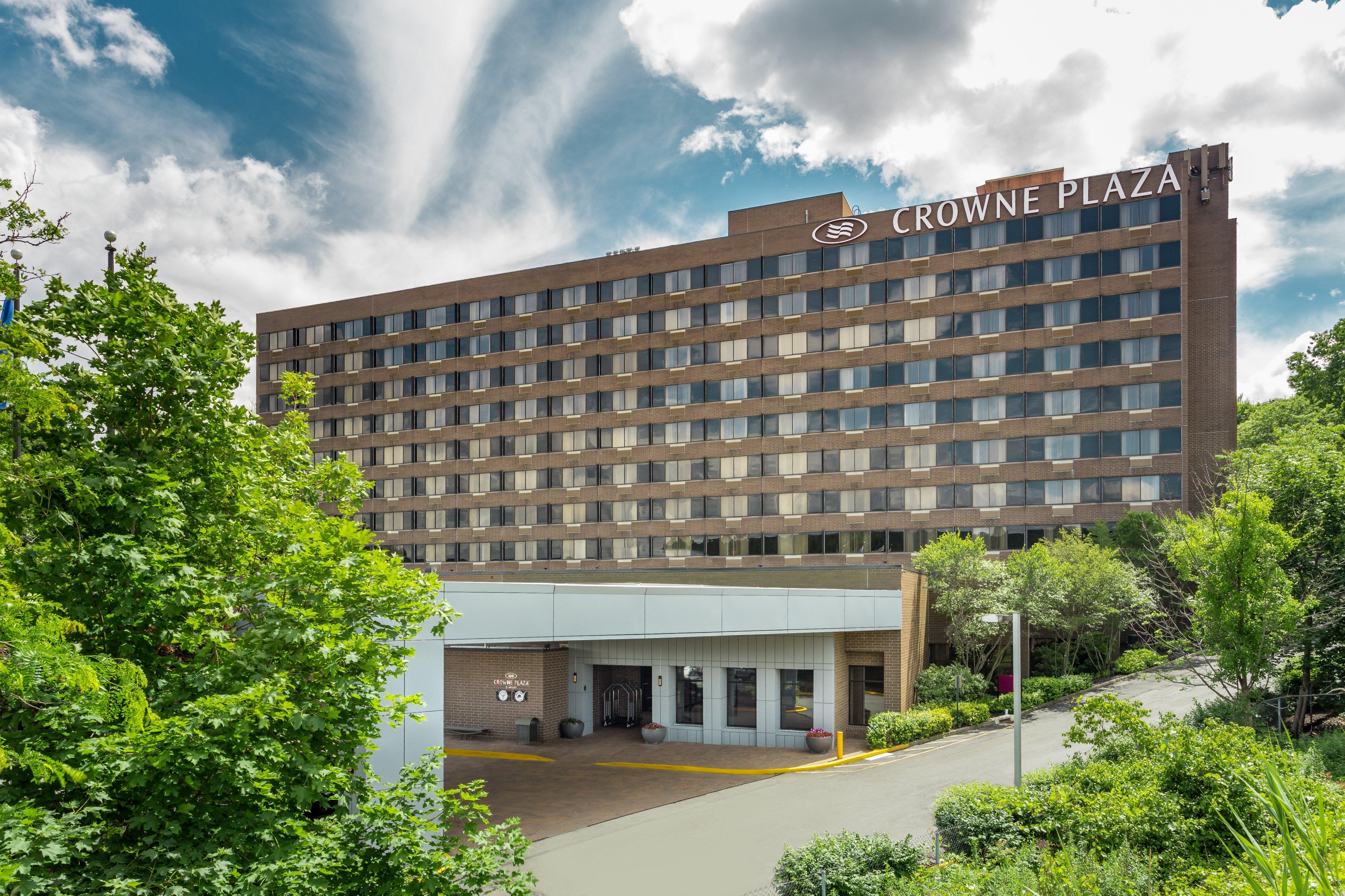 Crowne Plaza Danbury in DANBURY - CT