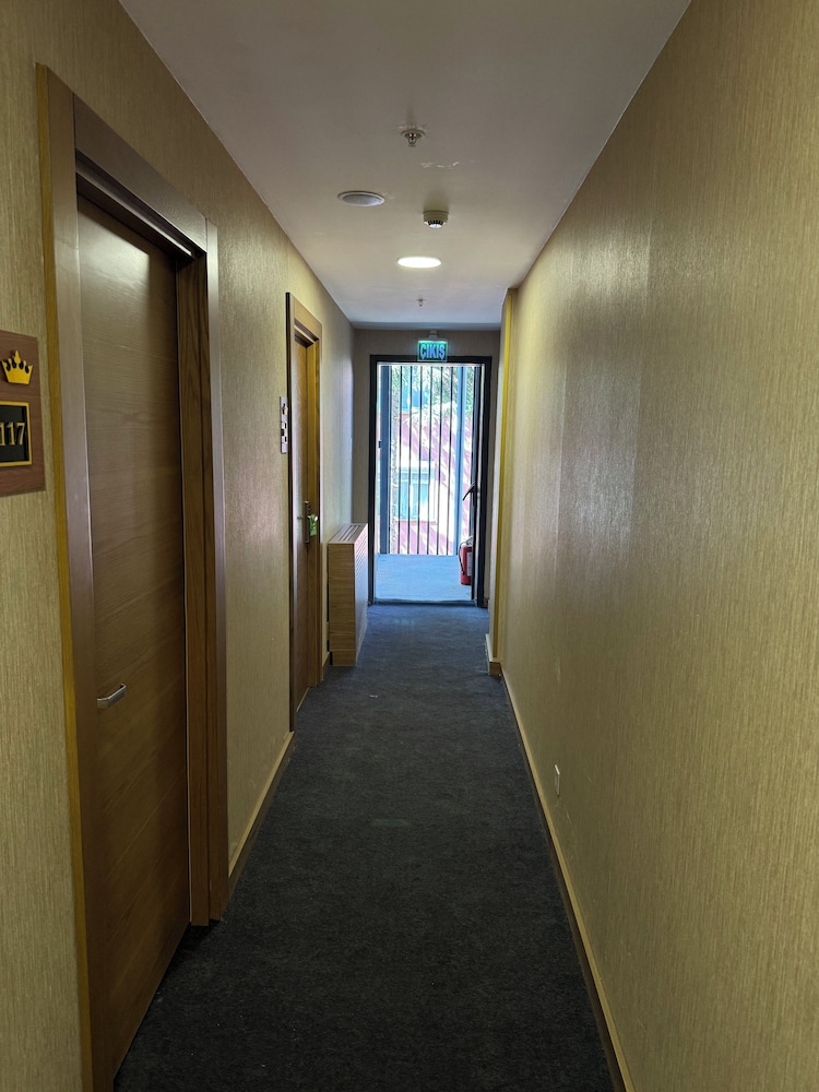 Bahcelievler Hotels 21/50
