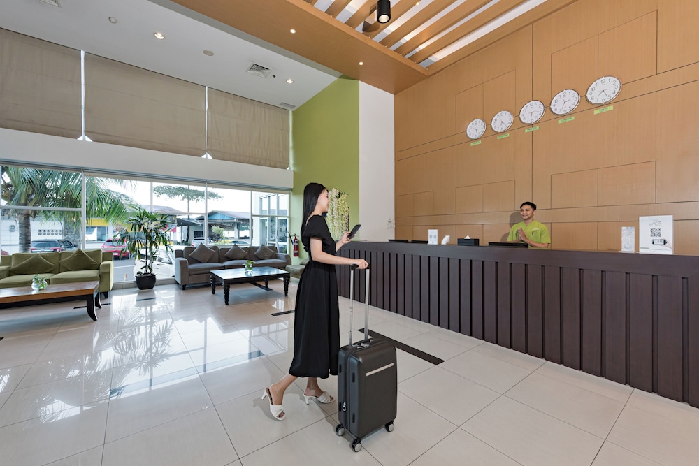 Whiz Prime Hotel Megamas Manado 6/42
