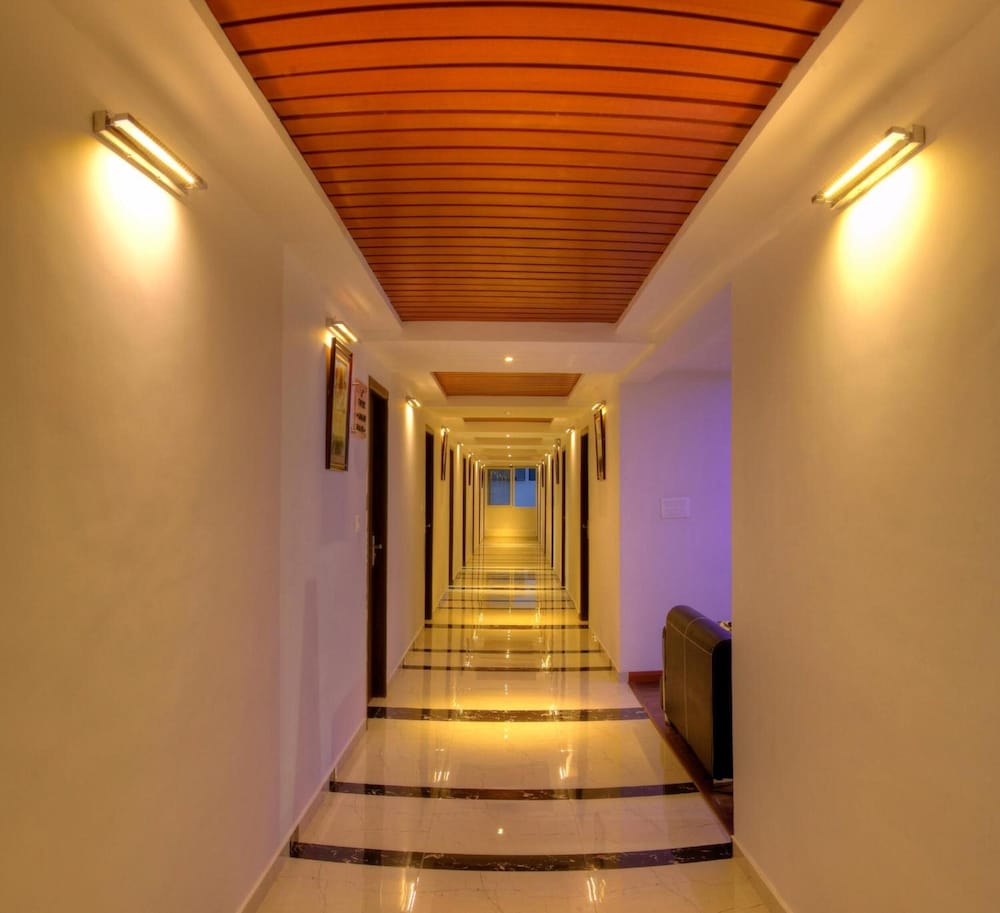 Rajmahal Inn 35/50