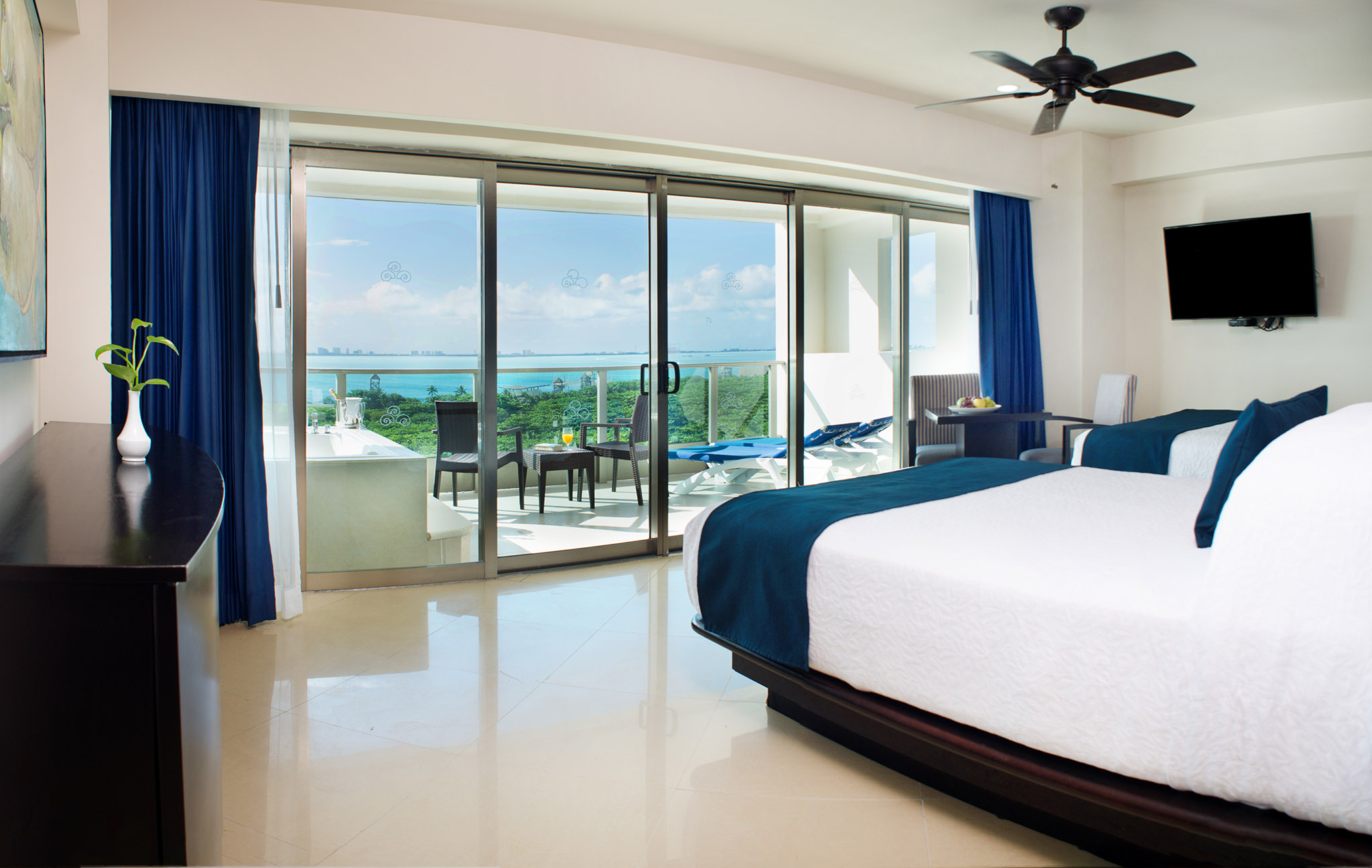 Suite, Lagoon View