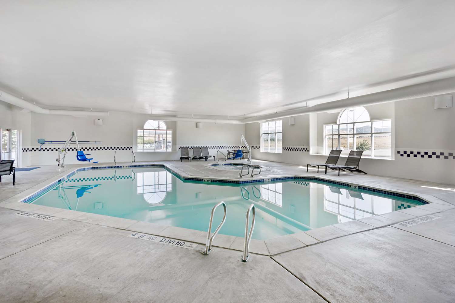 Best Western Holiday Hills 20/45