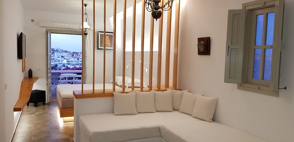 Vrahos Boutique Hotel 8/80