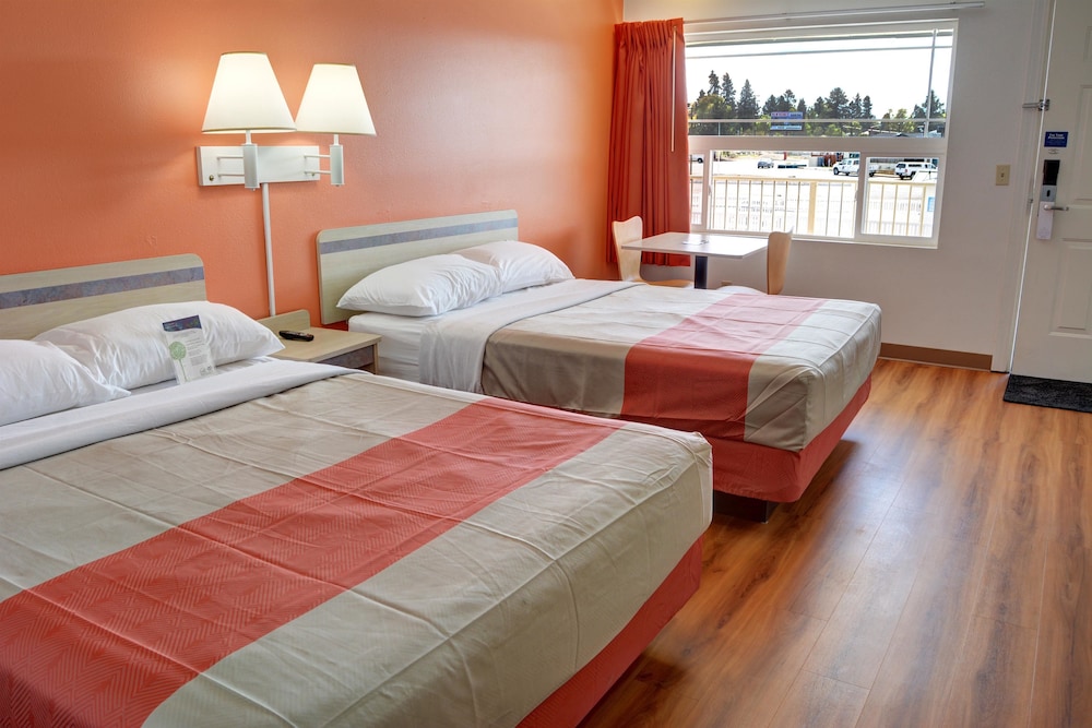 Motel6 Bend, OR 28/58