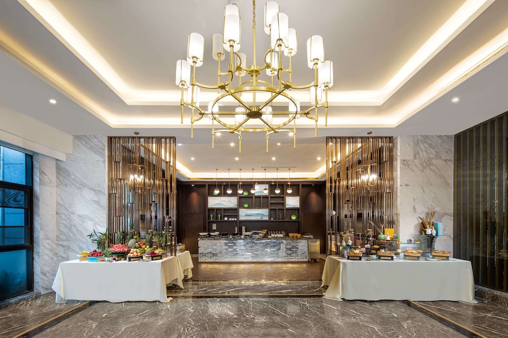 Ramada by Wyndham Wuhan Qingshan 8/35