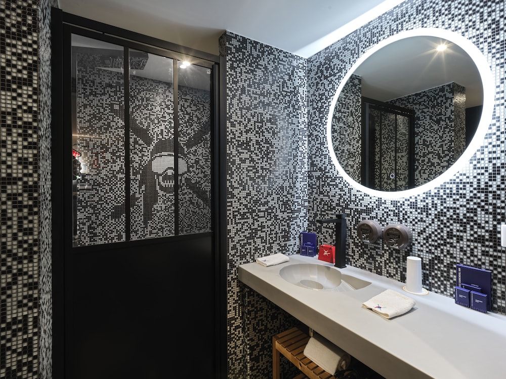Snow Lodge Boutique Hotel 69/70