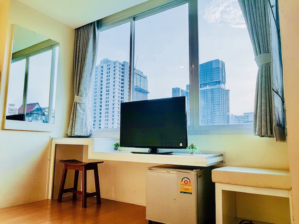 The Konnect Hotel 38/50