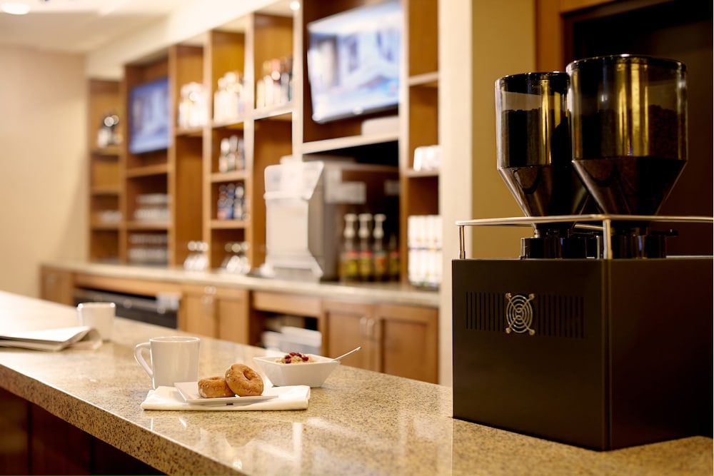 Hyatt Place Fort Worth-Alliance Town Center 34/47