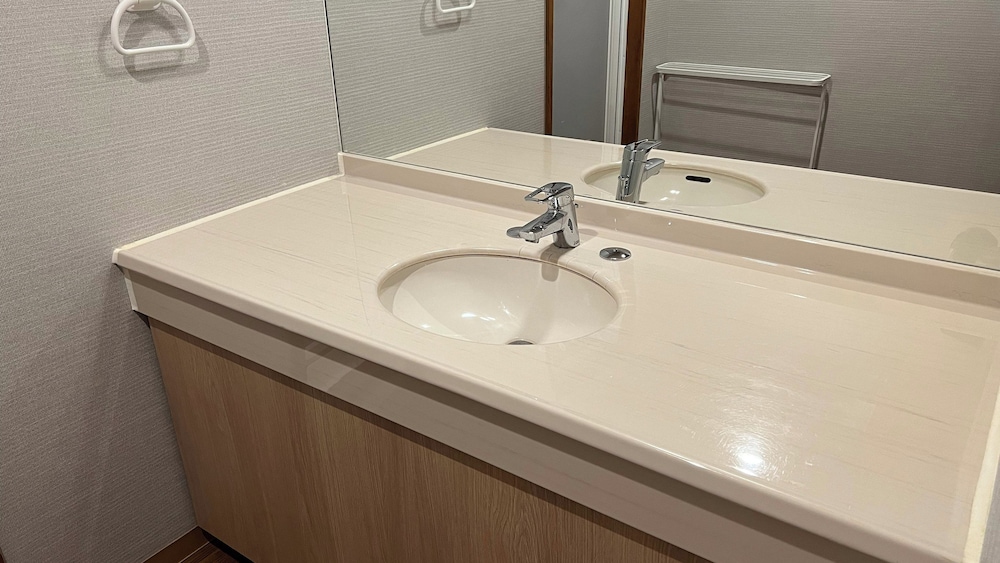 Japanese, Superior, 4 Futon Beds, Indoor Bath