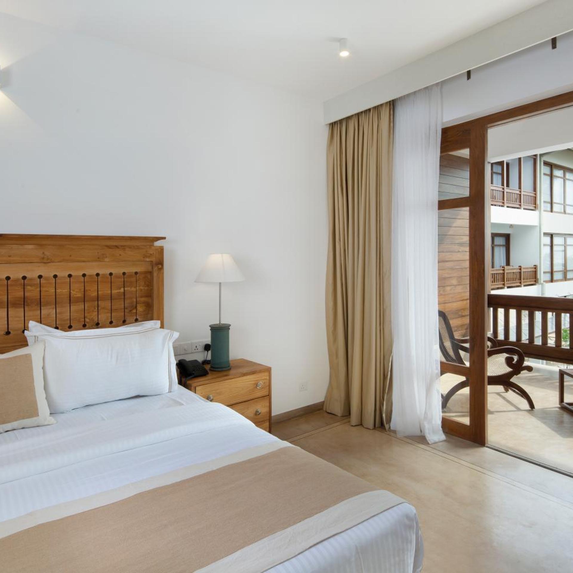 Lucky Elephant Hotel 11/48