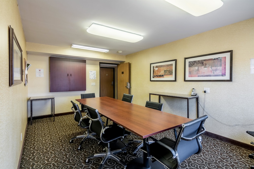 Motel6 Eau Claire, WI 29/49