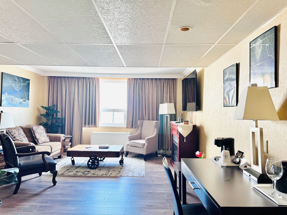 Travelodge by Wyndham Prince Albert 22/29