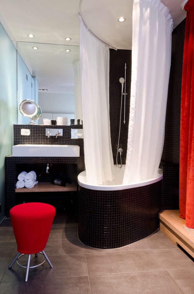 Golden Tulip Opera de Noailles 57/72