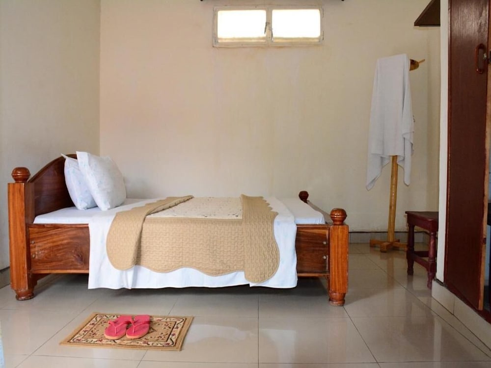 Martin Aviator Hotel 29/70