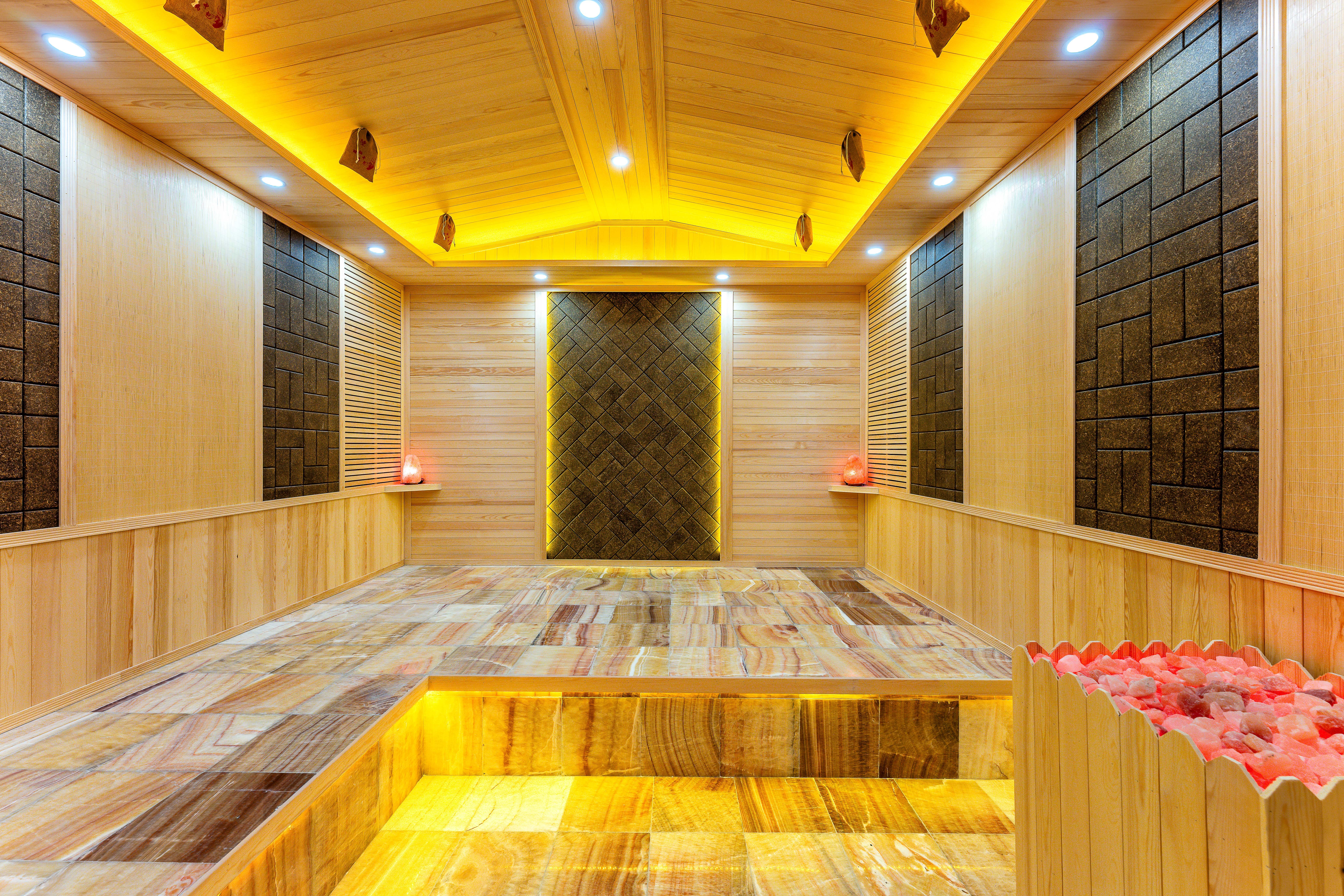 Holiday Inn Jiuhua Mountain Hot Spring Hotel 20/50