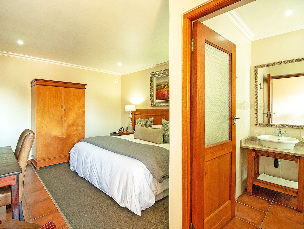 Sunward Park Guesthouse 13/50