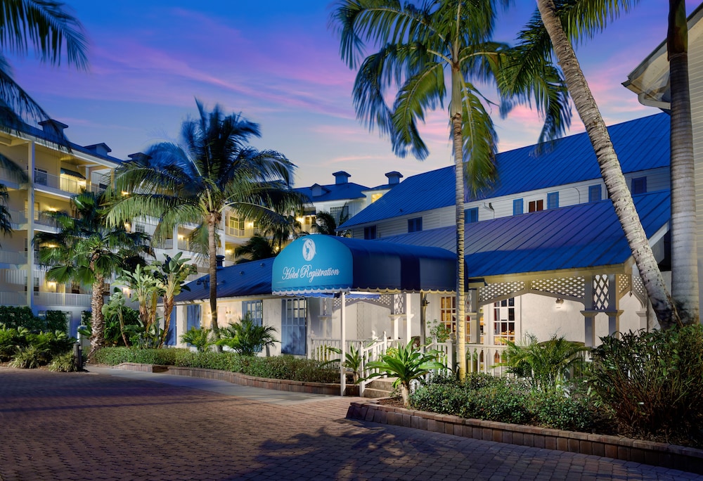 Olde Marco Island Inn And Suites 48/57
