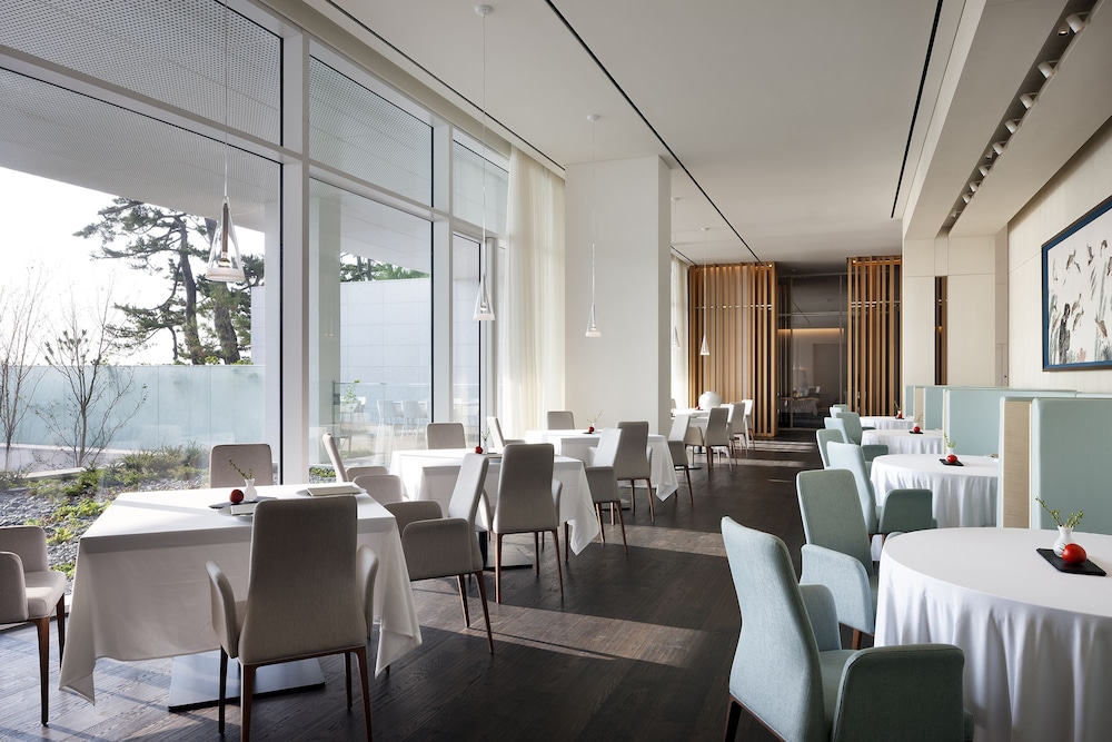Seamarq Hotel 56/70