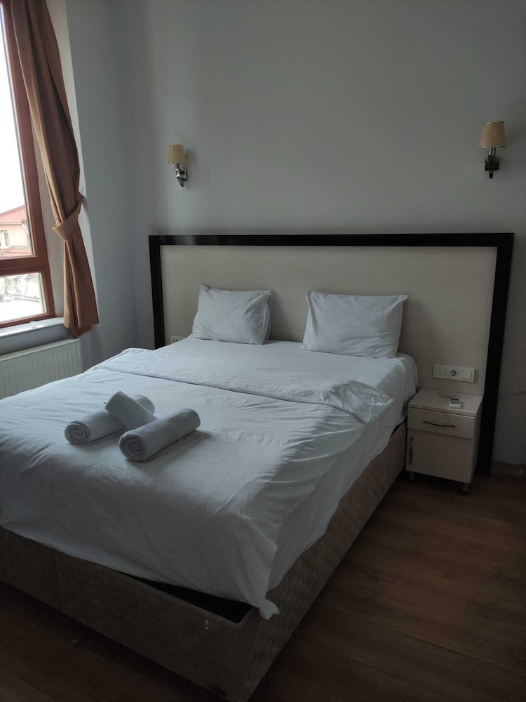 Panda Residence Deluxe Taksim 8/29