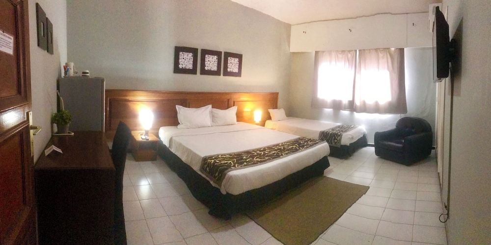 Al Baraka Hotel 45/50
