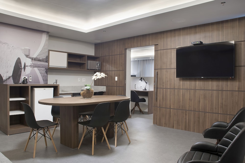 Master Porto Alegre (ex. Holiday Inn Porto Alegre) 55/69