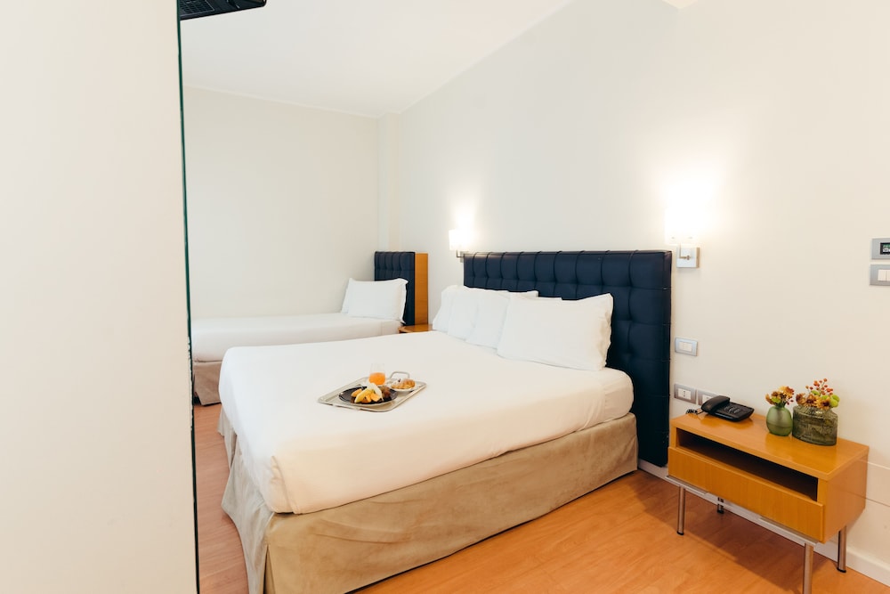 Hotel Excelsior Bari By Farace Hotels 11/50