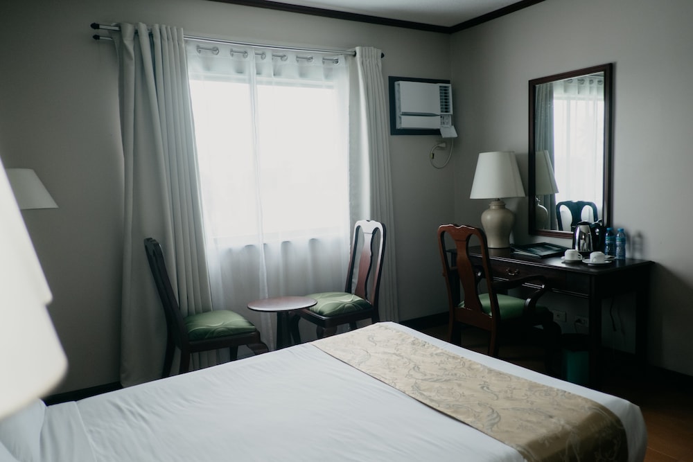 East Asia Royale Hotel 16/55