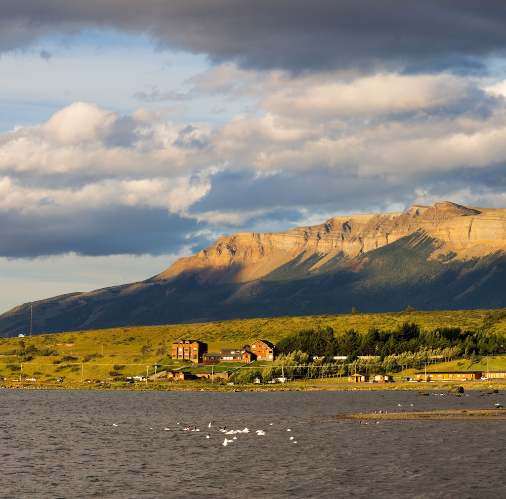 Weskar Patagonia Lodge 33/44