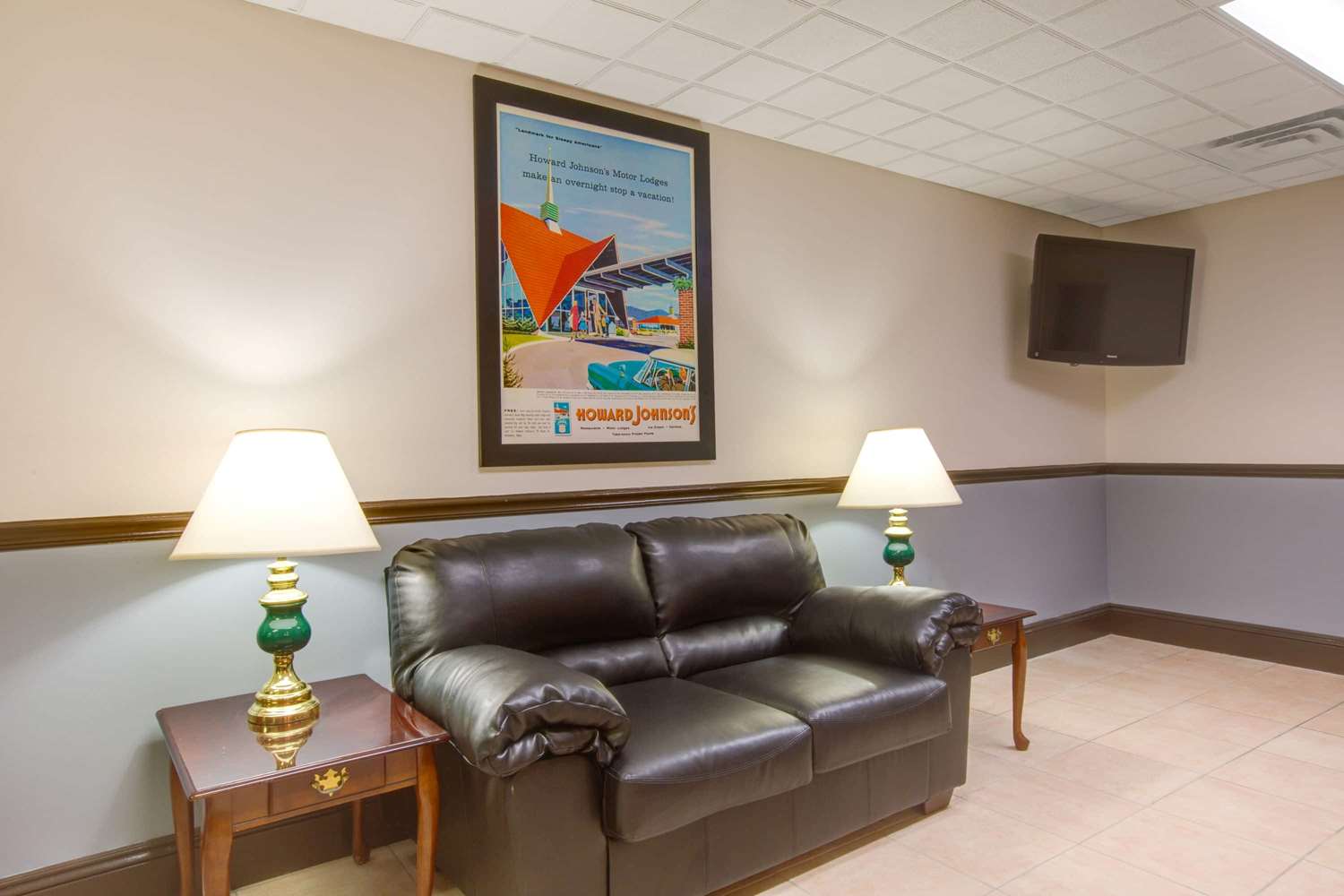 Howard Johnson By Wyndham Beckley 4/5