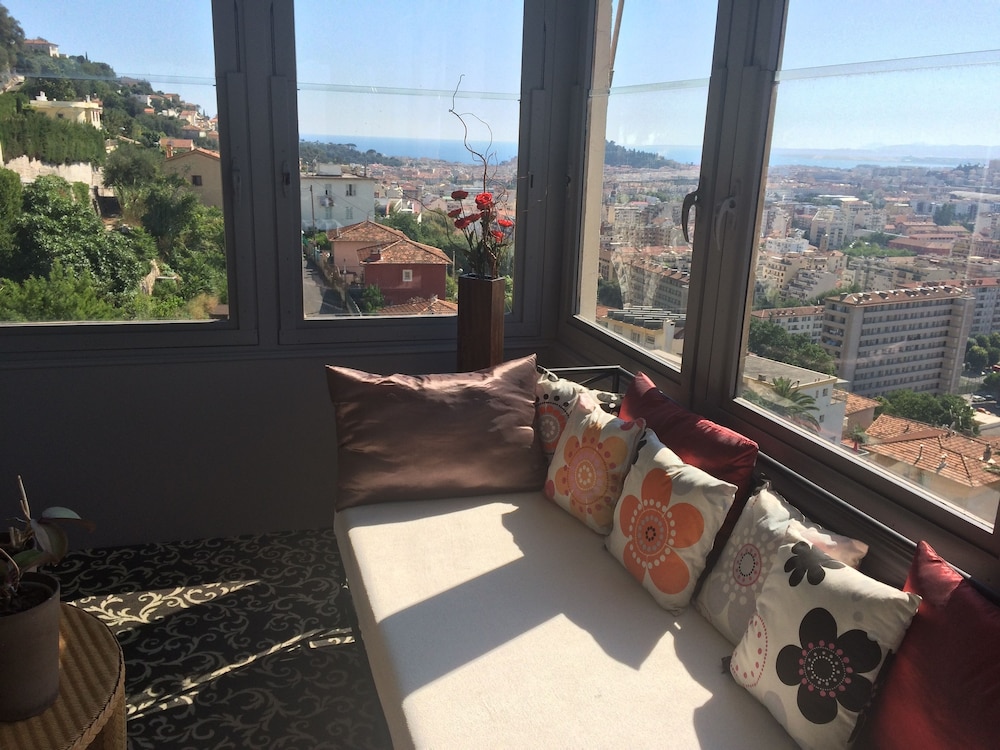 Le Panoramic Boutique Hotel 50/70