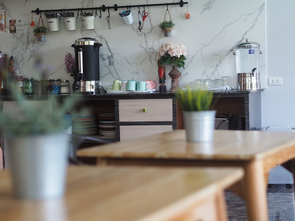 The Luna Hostel 8/50