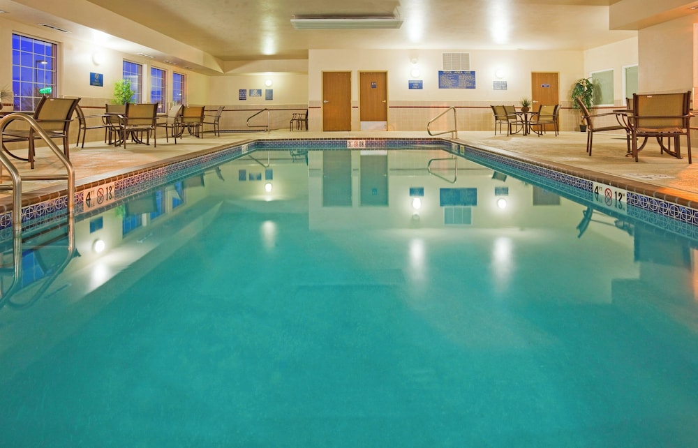 swimming pool spa