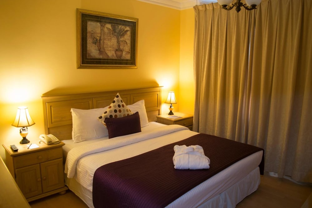 LE ROYAL Express Sharq Hotel 12/25