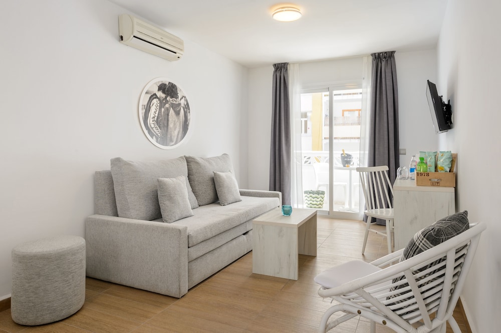 Hotel Vibra Lei Ibiza 19/40