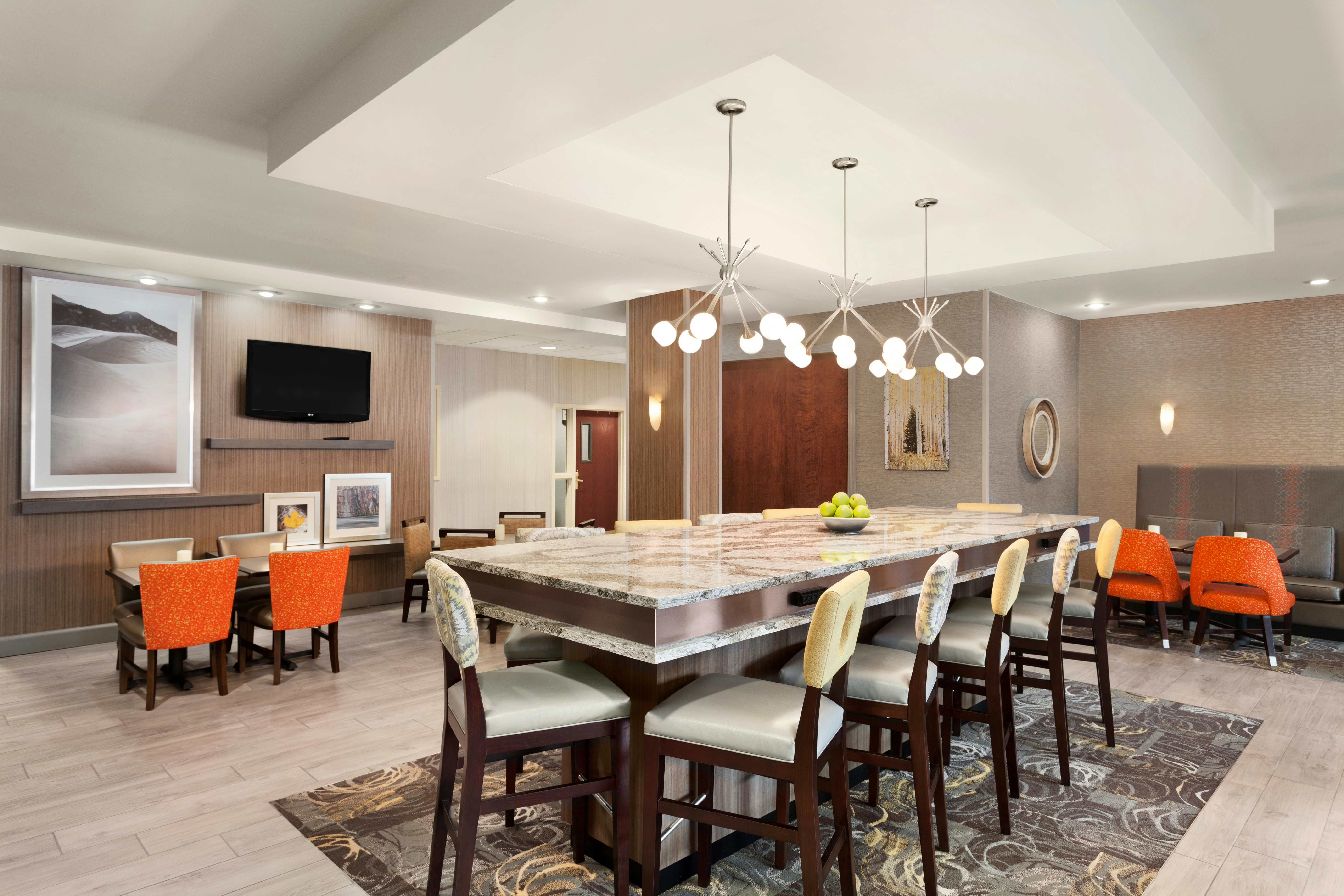 Hampton Inn & Suites Denver-Cherry Creek 9/15
