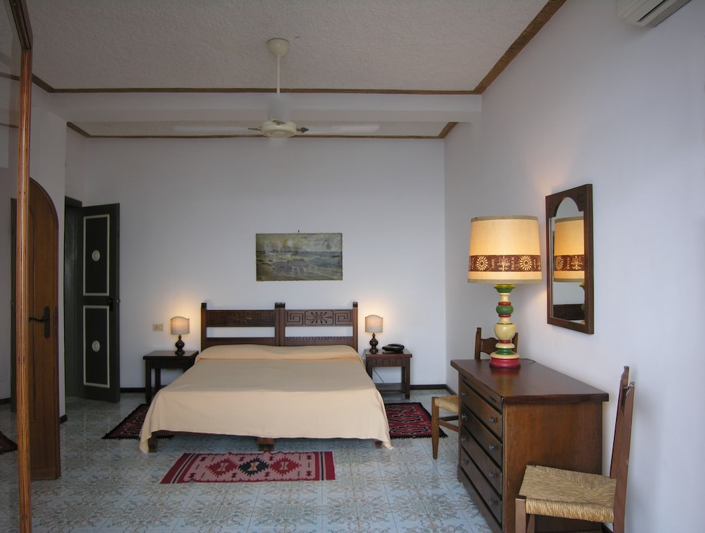 Hotel Carasco 32/71
