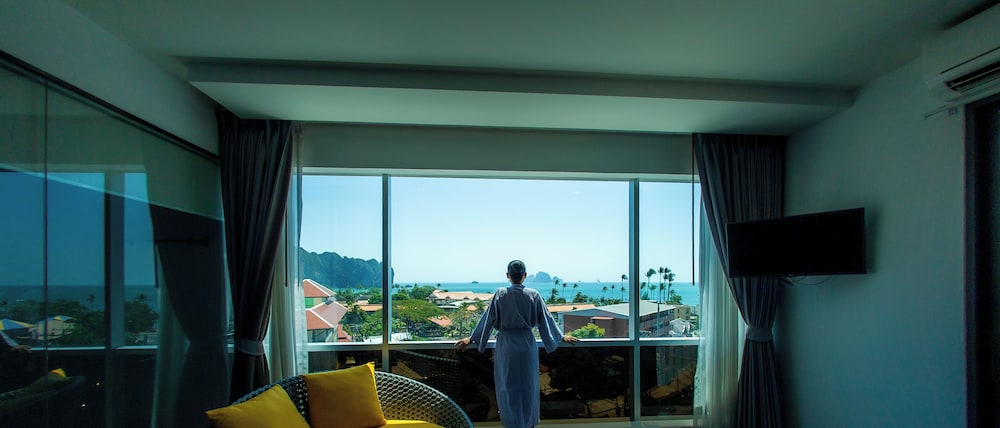 Wake Up Aonang Hotel 57/69