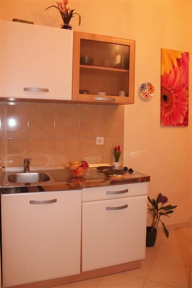 Apartments Nerio 5/49