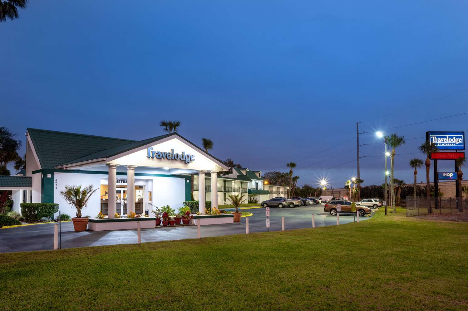 Travelodge By Wyndham Lakeland 49/55