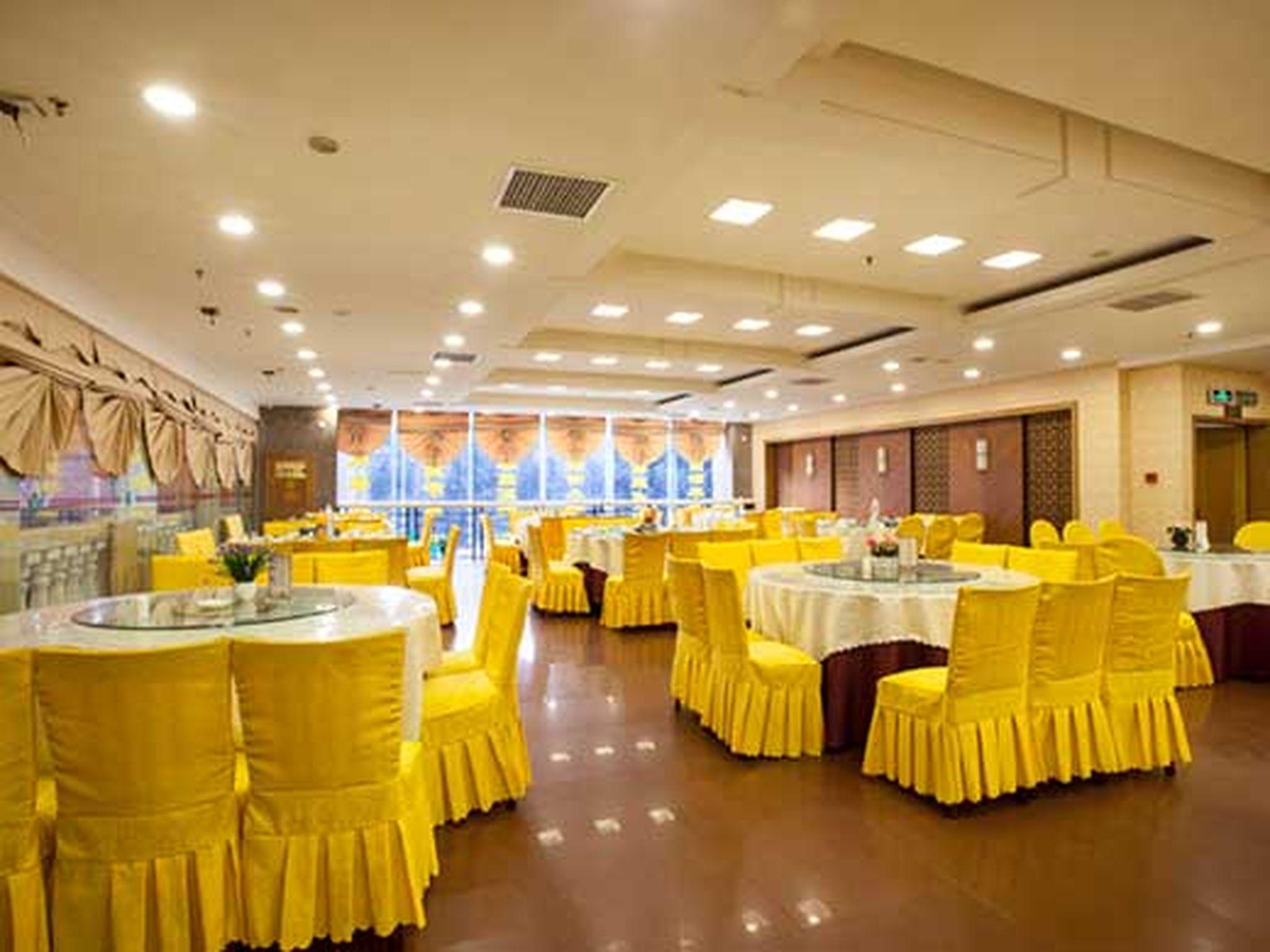 Vienna International Hotel (Changsha Gaoqiao) 30/36