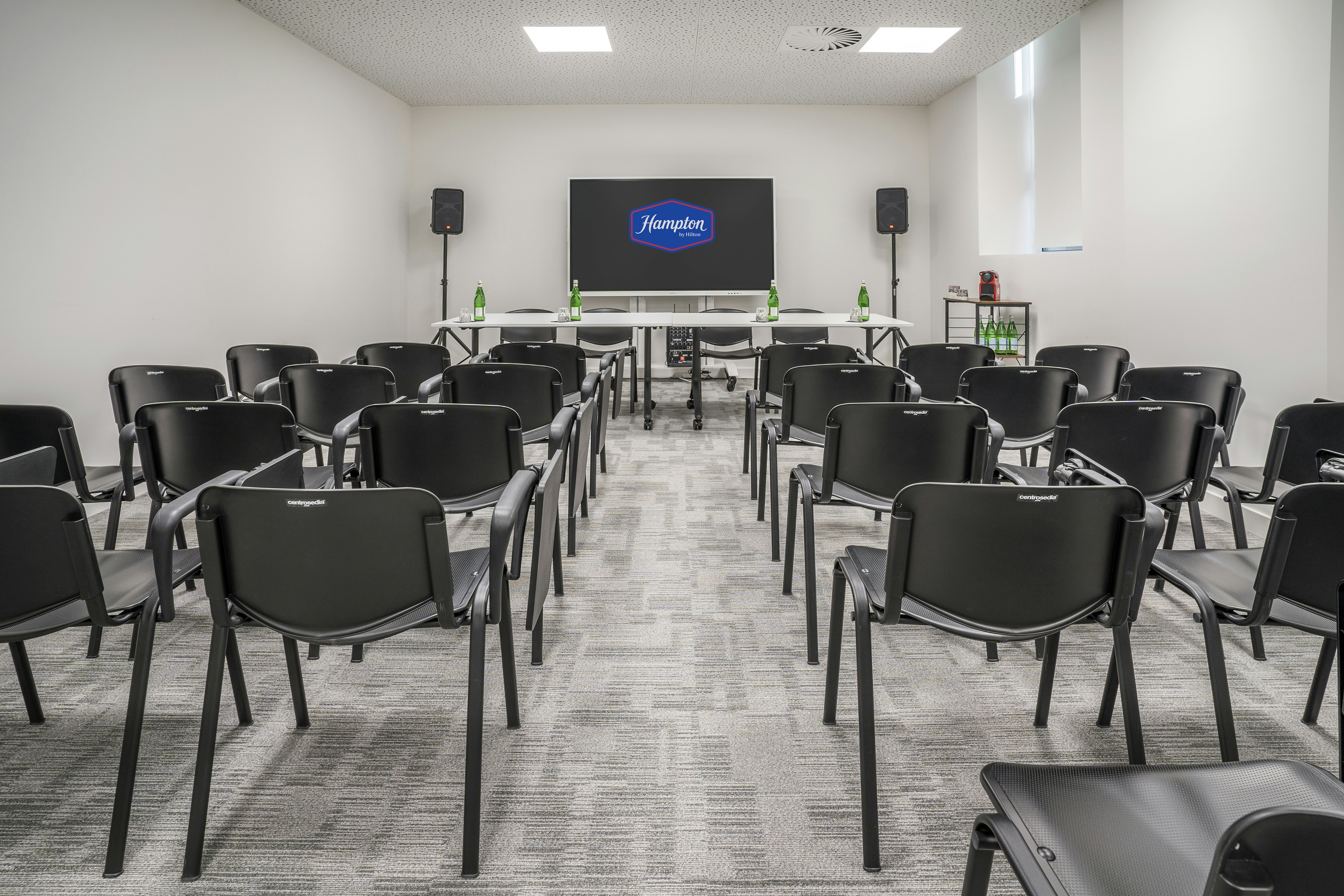 Hampton By Hilton Locarno 46/58