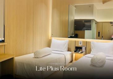 Plus, Lite, Twin Beds