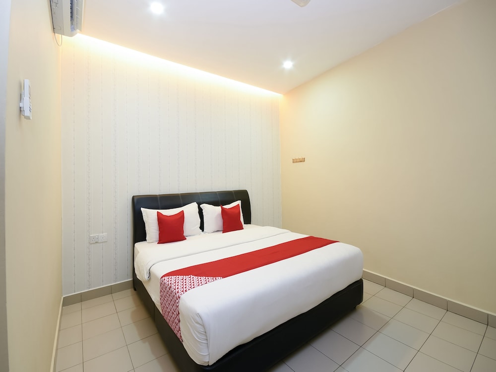 Hotel O Ys Inn 21/26