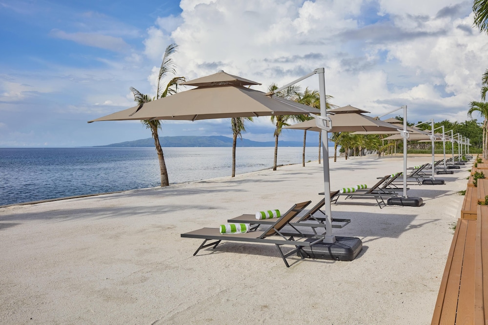 Lime Resort Bohol, a member of Radisson Individuals Premier 54/60