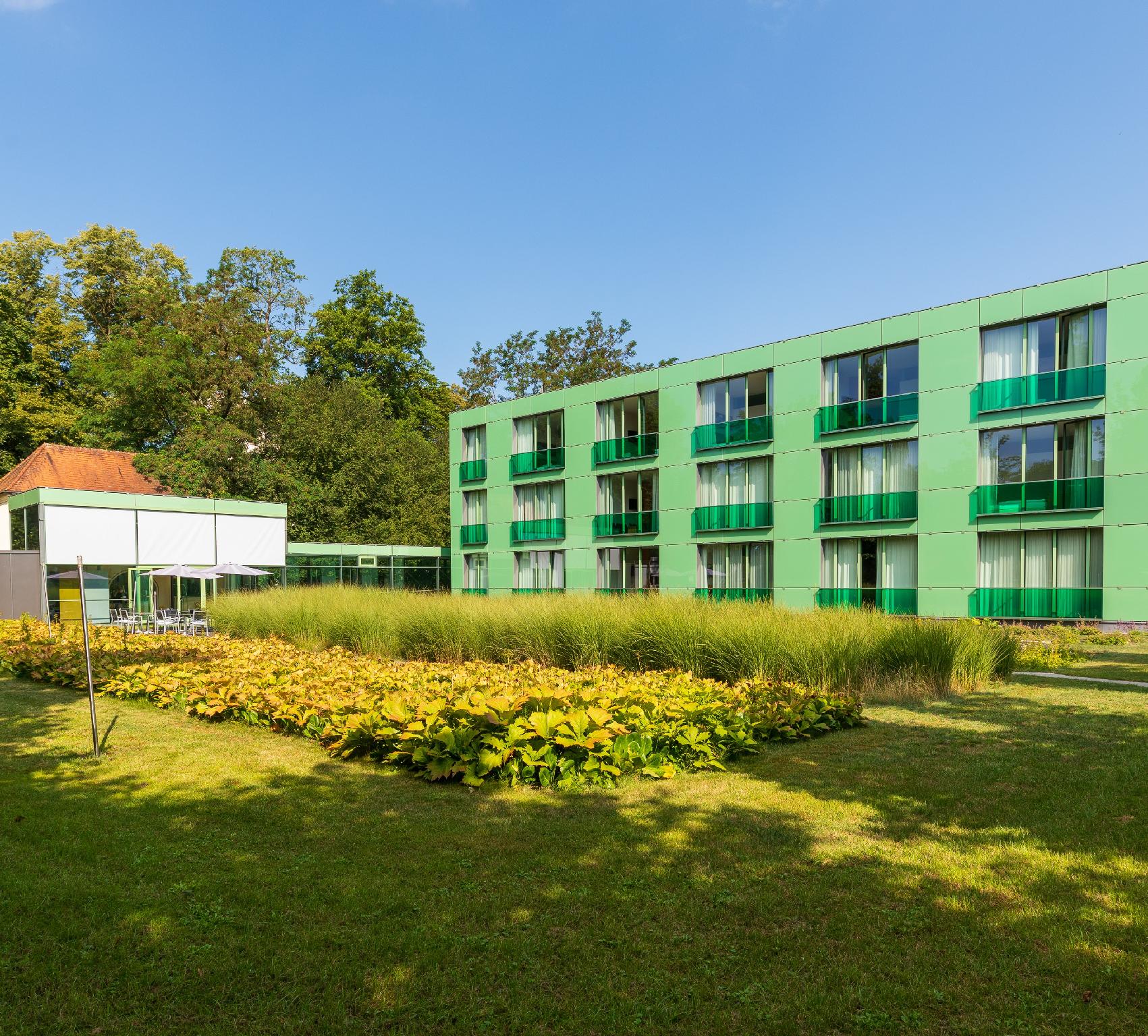 Schlossparkhotel Mariakirchen 2/28
