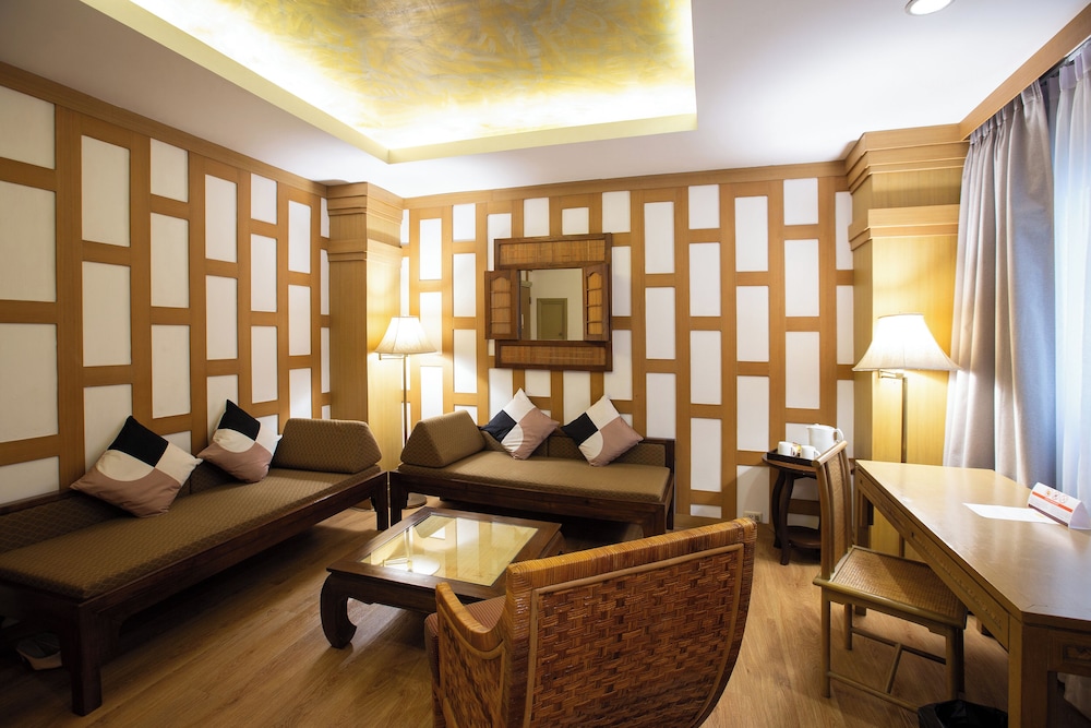 The Tarntawan Hotel Surawong Bangkok 42/60