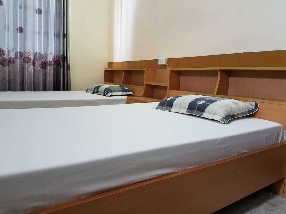 Linh Dan Hotel 11/32