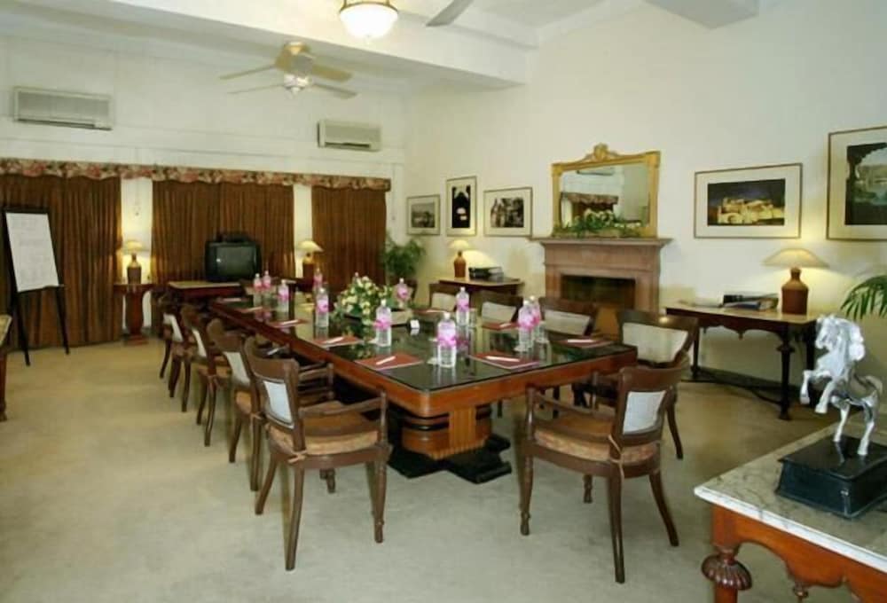 KARNI BHAWAN PALACE 9/15