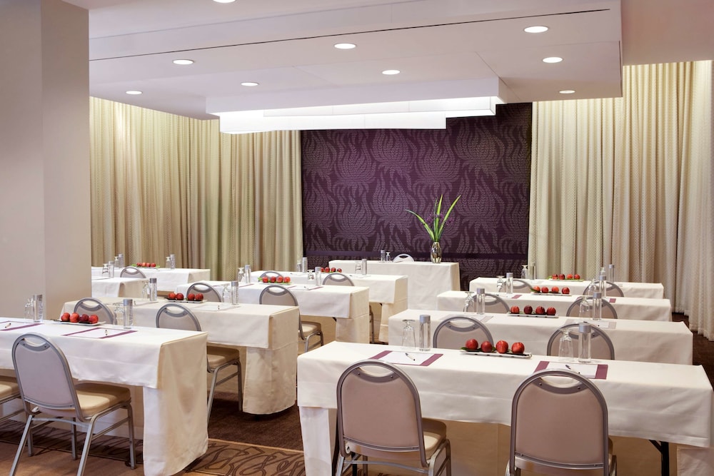 The Shelburne Sonesta New York 36/46