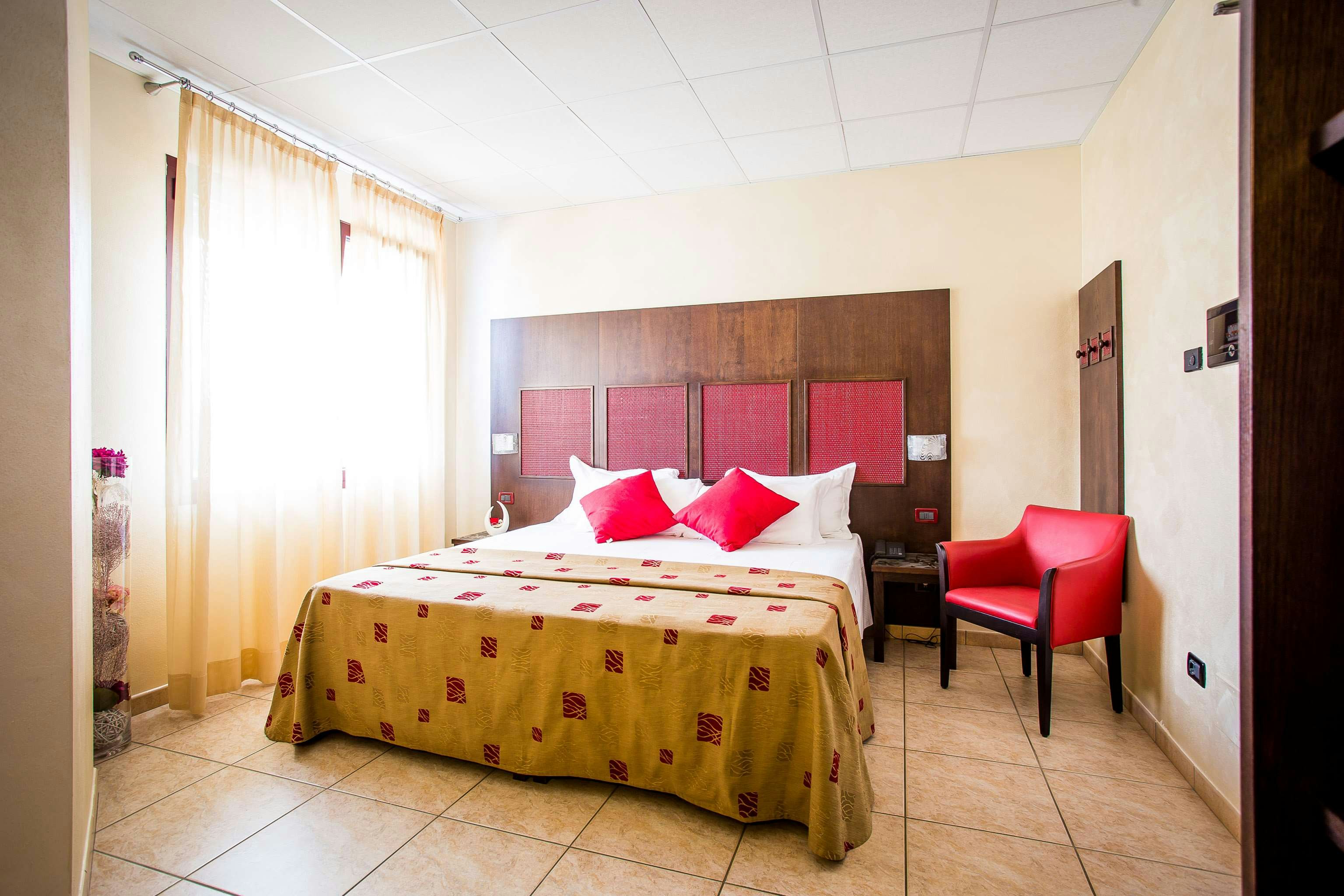 Piccolo Hotel Nogara 5/17